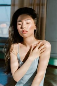 Practicing Mindfulness: A Path to Deeper Self-Understanding