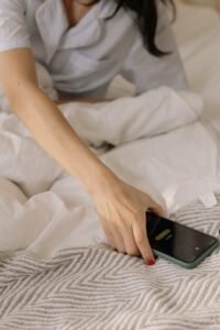 How Screen Time Impacts Sleep (and Easy Fixes)