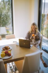 Balancing Baby Care and Building a Business: A Guide
