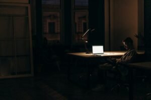 Beating Loneliness While Working Remotely: Friendly Tips